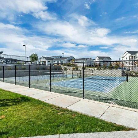 Brand New 3-Beds Stylish Entire House At Lehi Exterior foto