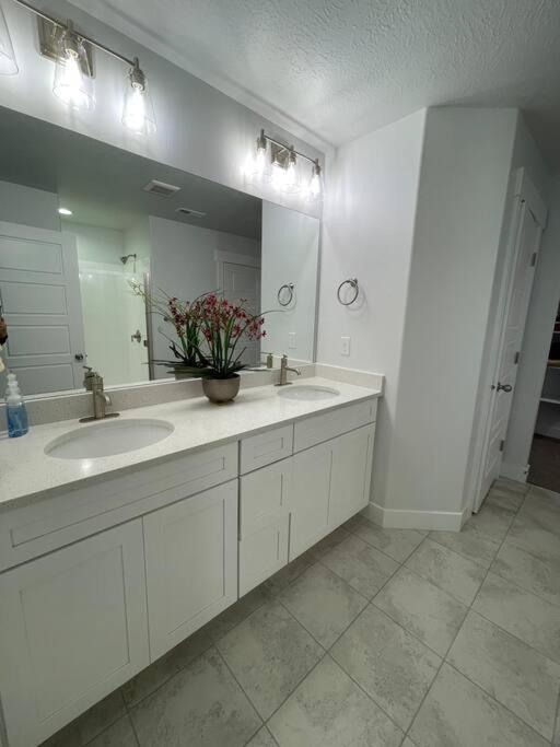 Brand New 3-Beds Stylish Entire House At Lehi Exterior foto