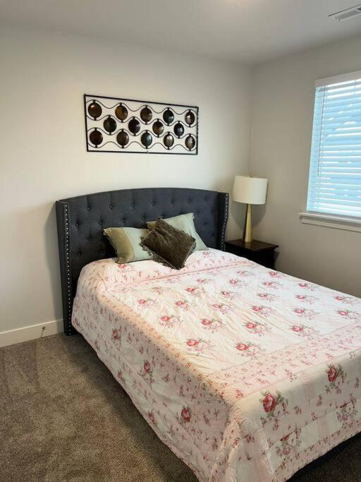 Brand New 3-Beds Stylish Entire House At Lehi Exterior foto