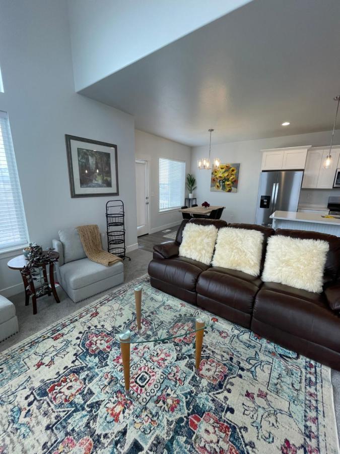 Brand New 3-Beds Stylish Entire House At Lehi Exterior foto